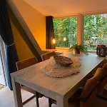 Chalet Sunclass 98 Woody *