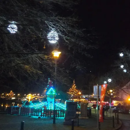 Sunclass 98 Woody Chalet